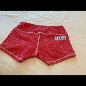 Size XS Fleo Originals Heather Red